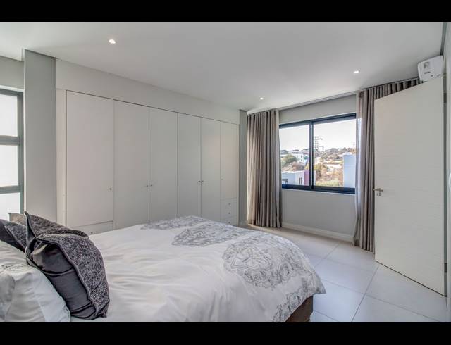 3 BEDROOM TOWNHOUSE FOR SALE IN SANDOWN
